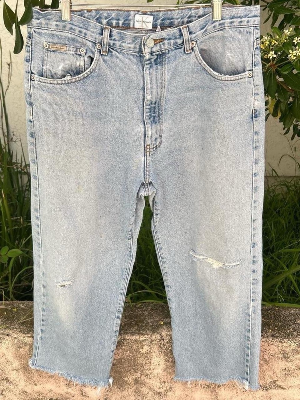 Vintage 2000 Calvin Klein Jeans 34x26 Light Wash Distressed Baggy Denim